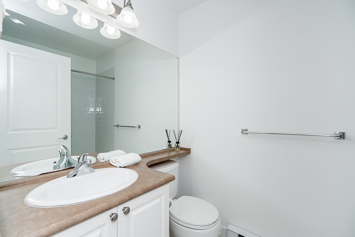 Mudroom Photo of 34 6568 193b Street, Surrey, BC