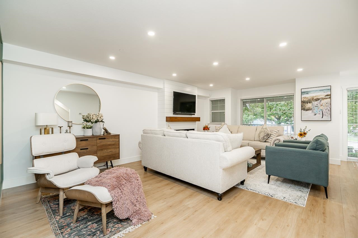 Pantry Photo of 34 6568 193b Street, Surrey, BC