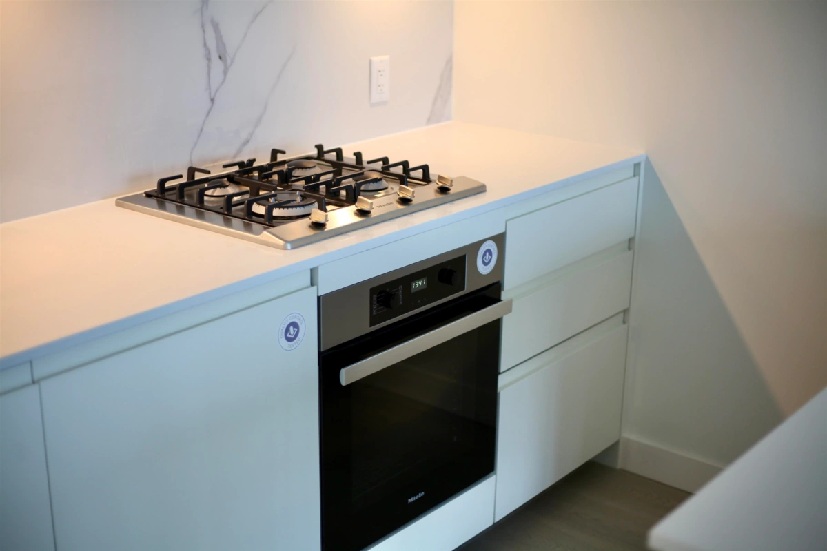 Primary Bathroom Photo of 2601 6537 Telford Avenue, Burnaby, BC