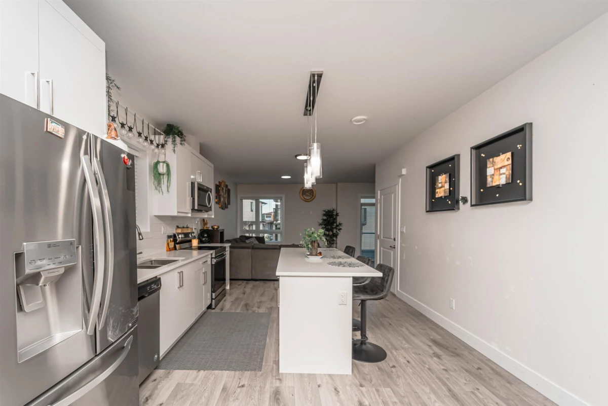 Walk-In Closet Photo of 12 3323 Rockhill Place, Abbotsford, BC