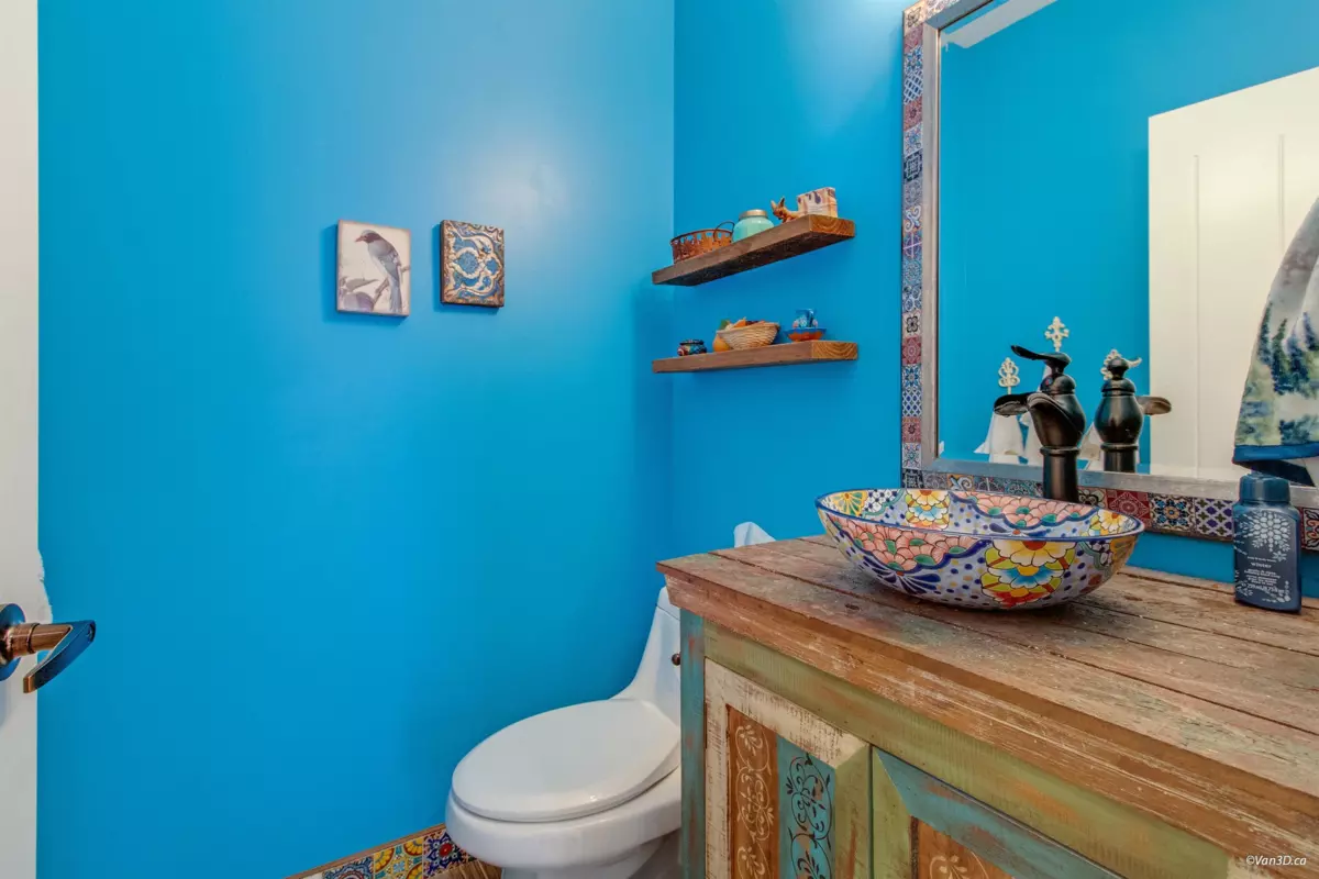 Entry Foyer Photo of 15 1911 Woodside Boulevard, Agassiz, BC