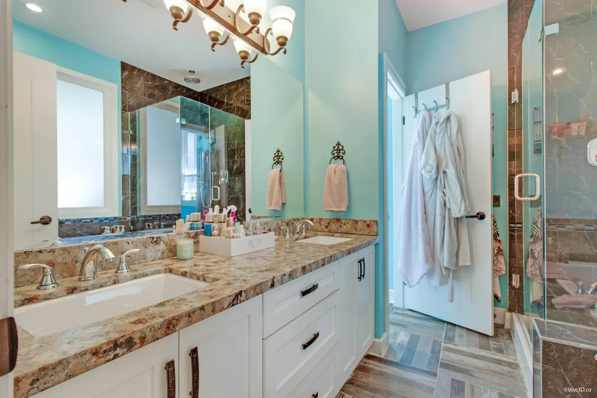 Garage Interior Photo of 15 1911 Woodside Boulevard, Agassiz, BC