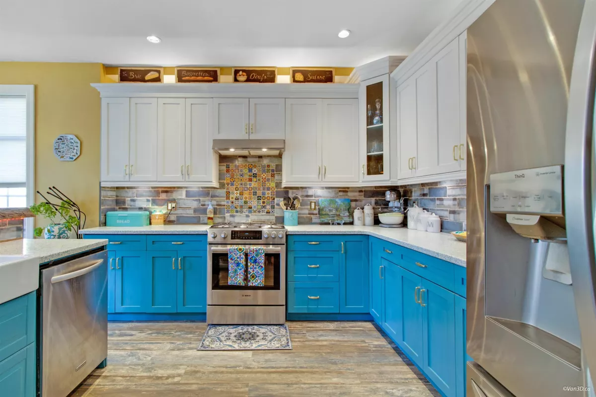 Living Room Photo of 15 1911 Woodside Boulevard, Agassiz, BC