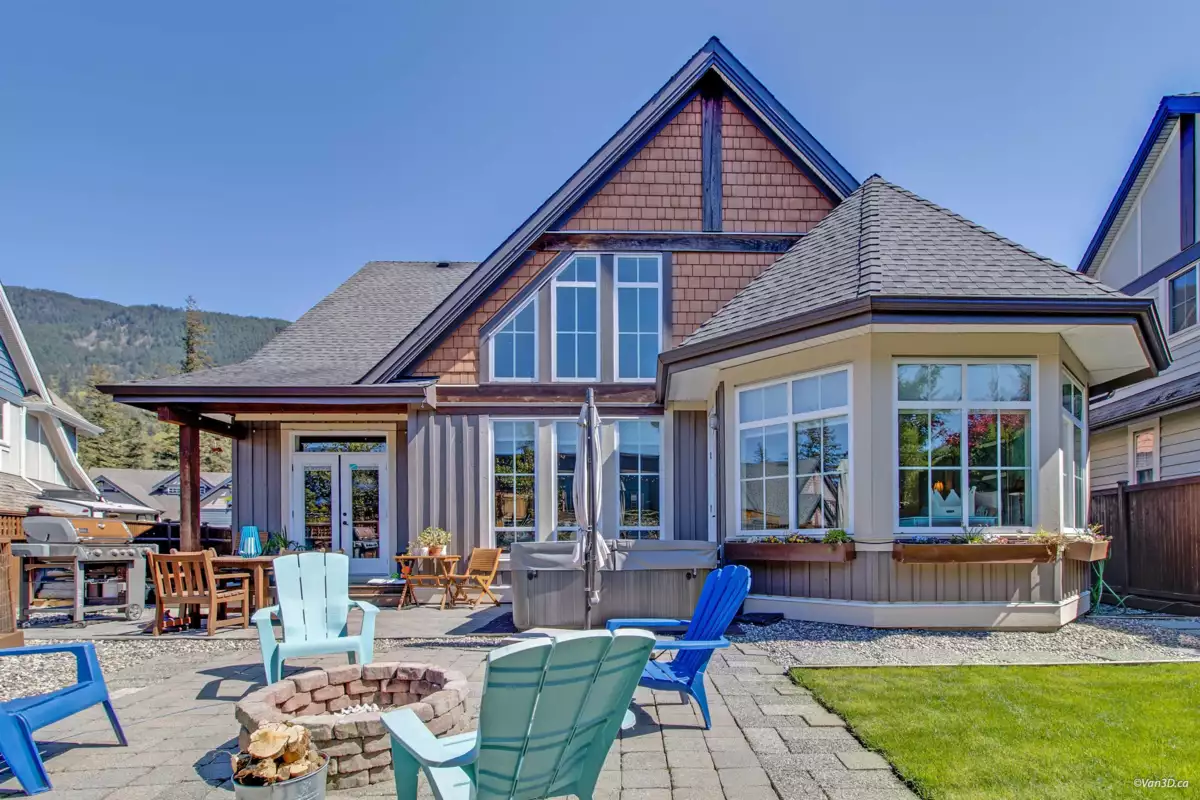 Mudroom Photo of 15 1911 Woodside Boulevard, Agassiz, BC