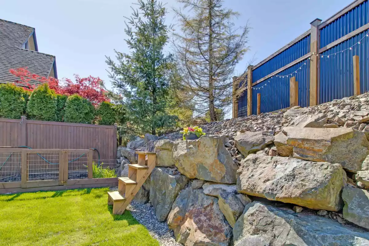 Neighborhood Park Photo Near 15 1911 Woodside Boulevard, Agassiz, BC