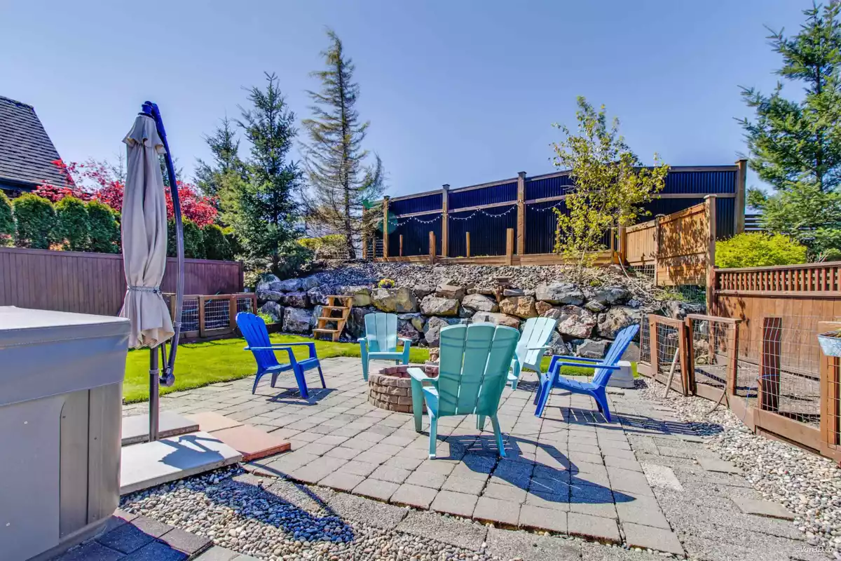 Pantry Photo of 15 1911 Woodside Boulevard, Agassiz, BC