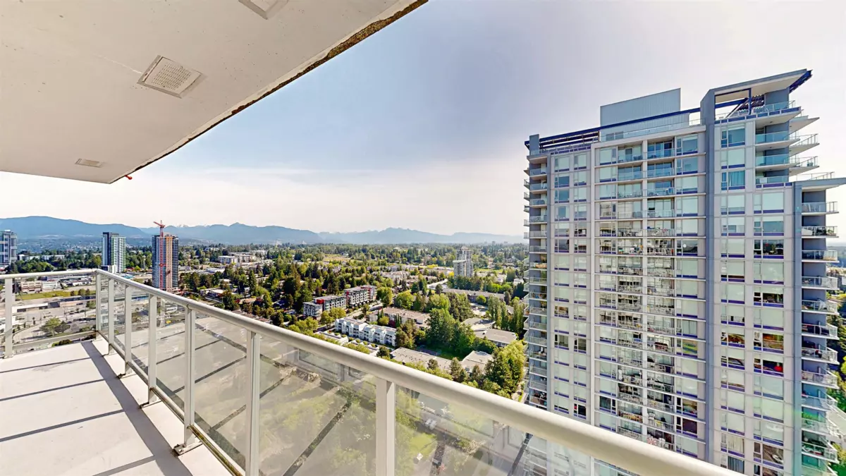 Exterior Rear Photo of 3507 13688 100 Avenue, Surrey, BC