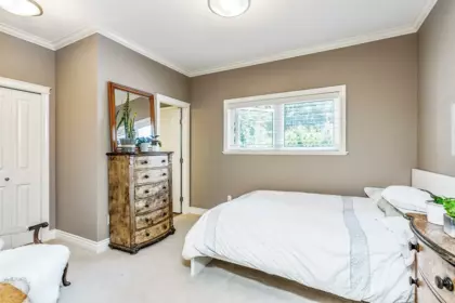 Hallway Photo of 13356 26 Avenue, Surrey, BC