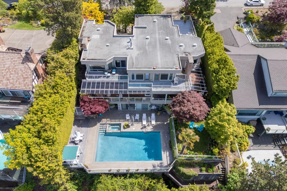 Neighborhood Park Photo Near 4729 Woodburn Road, West Vancouver, BC