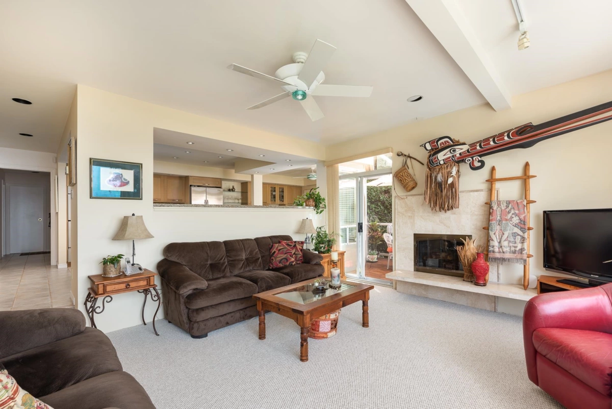 Primary Bathroom Photo of 4729 Woodburn Road, West Vancouver, BC