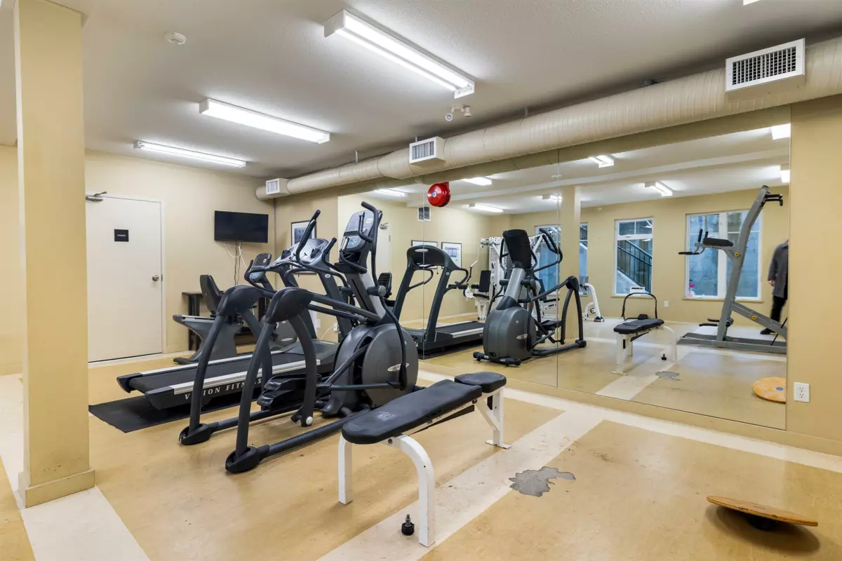 Front Yard Photo of 109 15236 36 Avenue, Surrey, BC