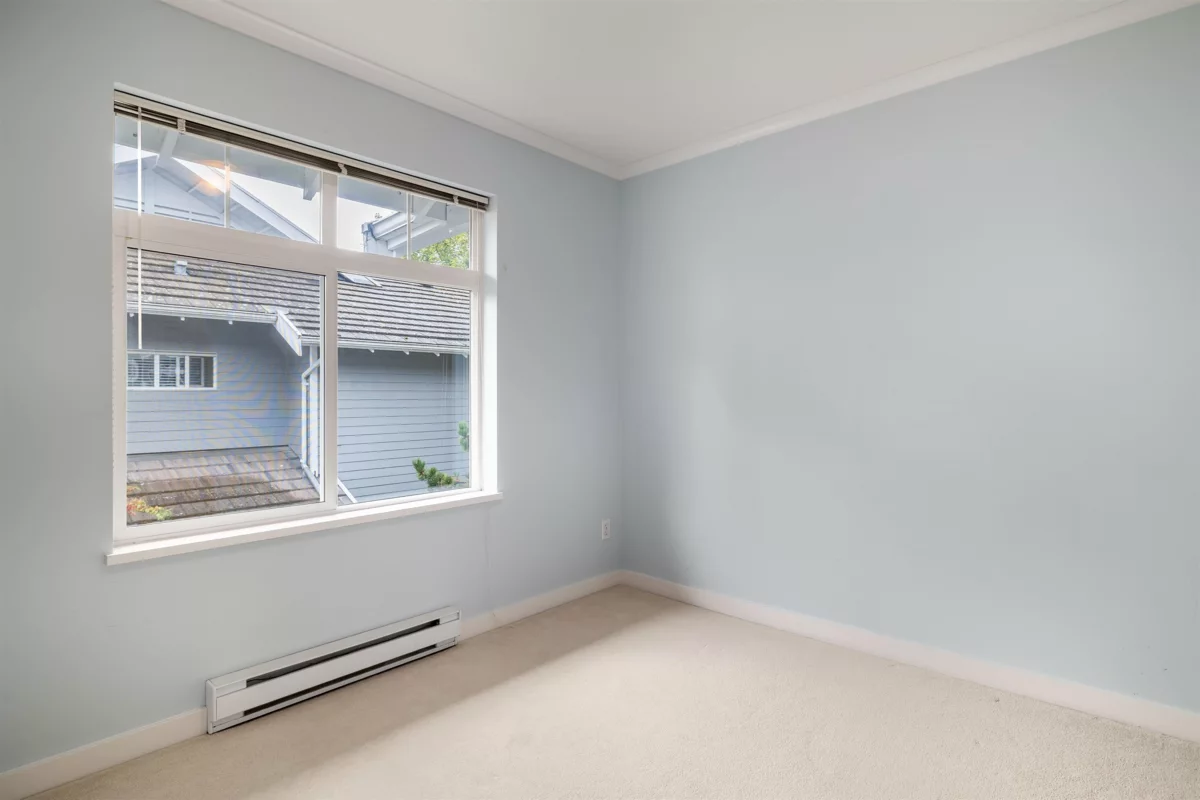 Powder Room Photo of 109 15236 36 Avenue, Surrey, BC