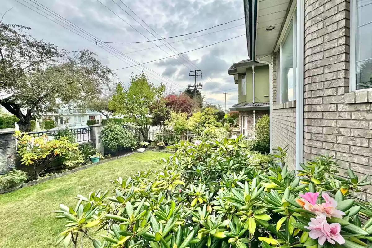 Aerial View of 7091 Sussex Avenue, Burnaby, BC