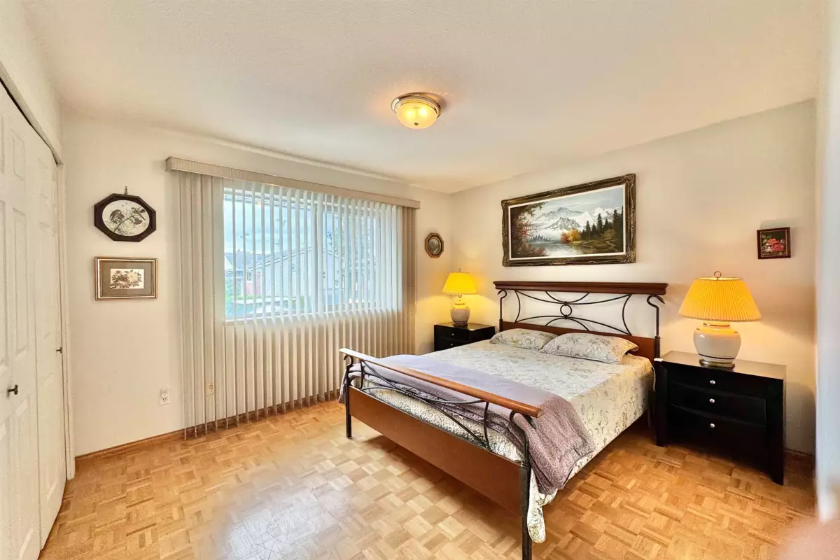 Basement Recreation Room Photo of 7091 Sussex Avenue, Burnaby, BC