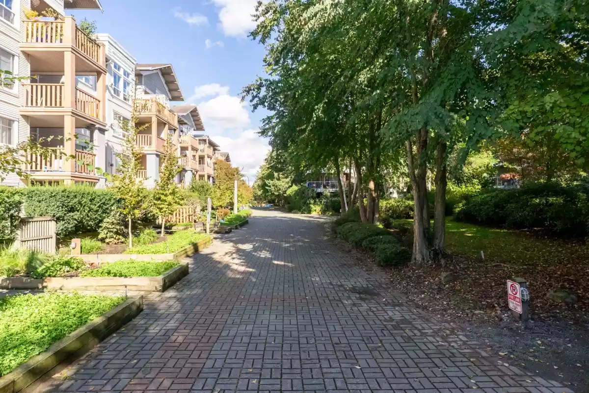 Front Yard Photo of 125 5700 Andrews Road, Richmond, BC