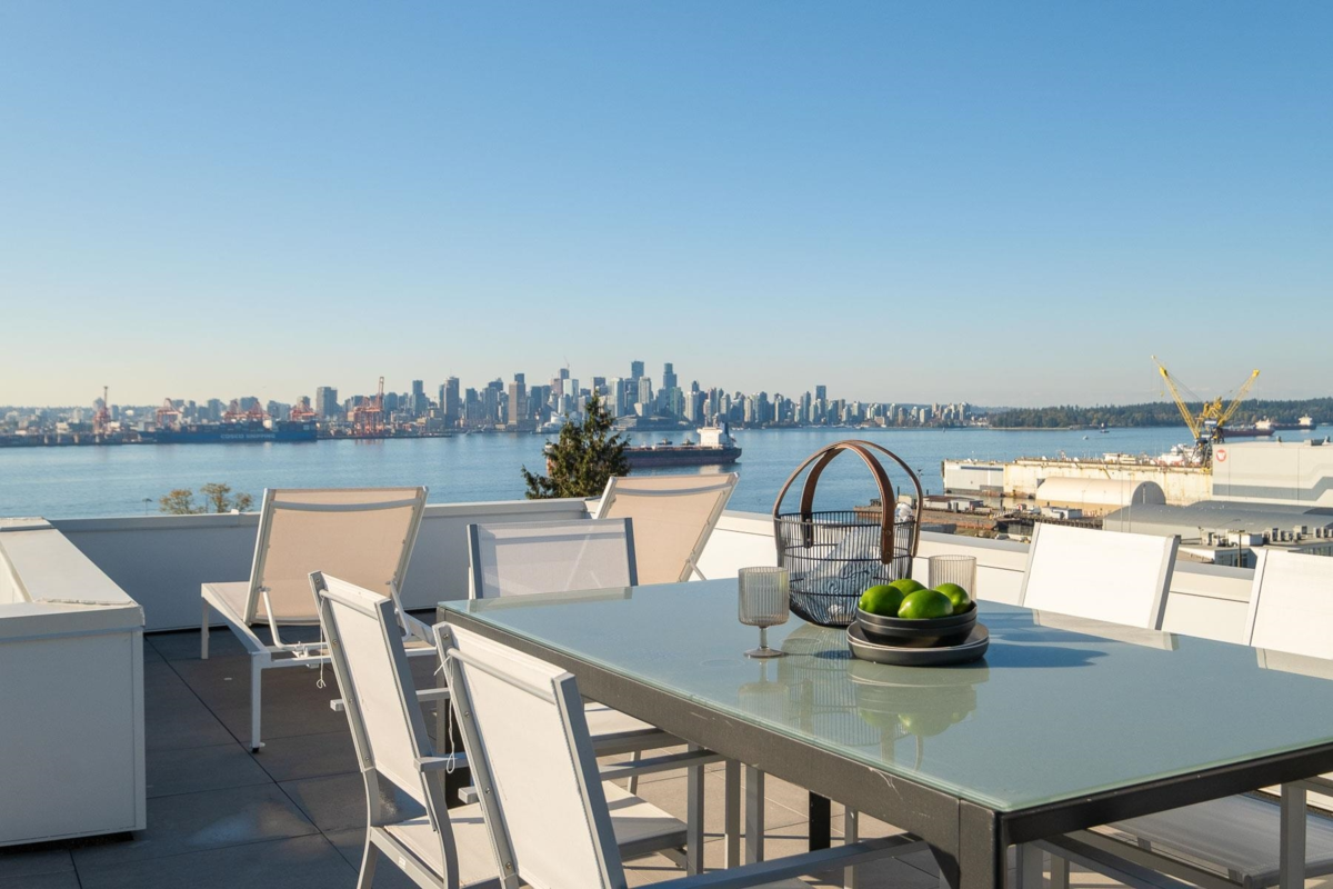 Outdoor Kitchen Photo of 2 432 E 1st Street, North Vancouver, BC
