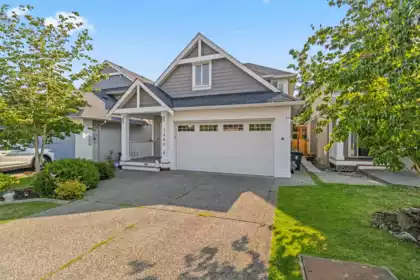 7880 211b Street, Langley, BC, Langley — Single Family Residence for sale