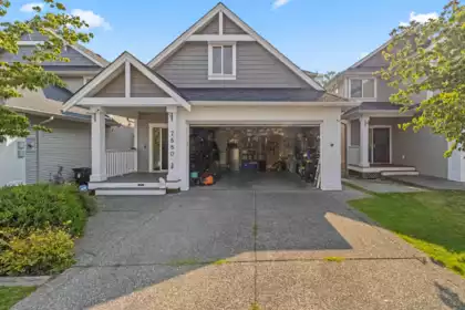 7880 211b Street, Langley, BC, Langley — Single Family Residence for sale
