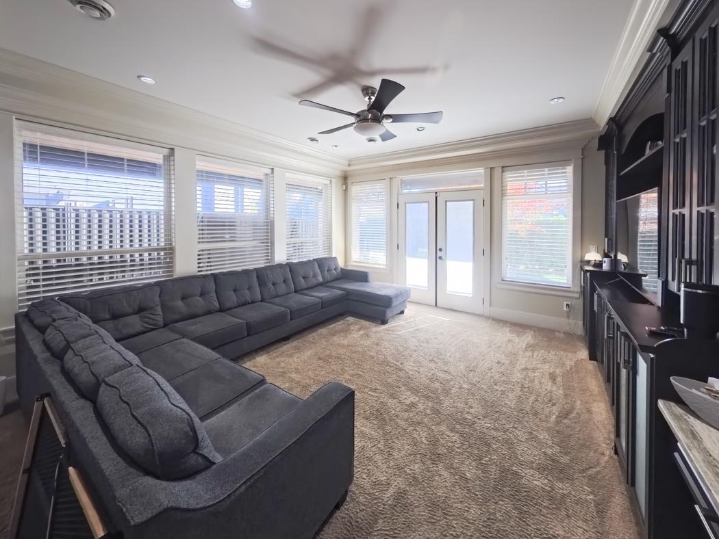 Basement Recreation Room Photo of 7420 116a Street, Delta, BC