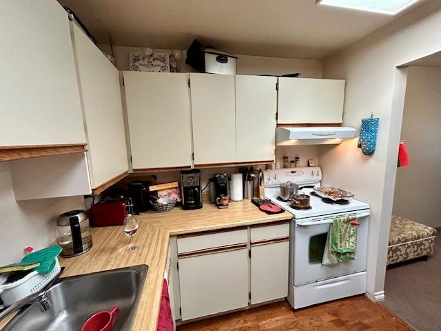 Pantry Photo of 132 7451 Minoru Boulevard, Richmond, BC