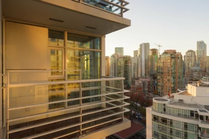 2305 1199 Marinaside Crescent, Vancouver, BC, Vancouver — Apartment/Condo for sale
