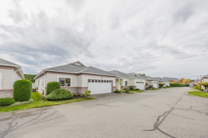 128 8485 Young Road, Chilliwack, BC, Chilliwack — Single Family Residence for sale