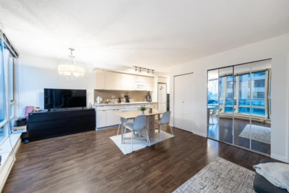 Pantry Photo of 1606 233 Robson Street, Vancouver, BC