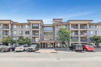 301 45561 Yale Road, Chilliwack, BC, Chilliwack — Apartment/Condo for sale