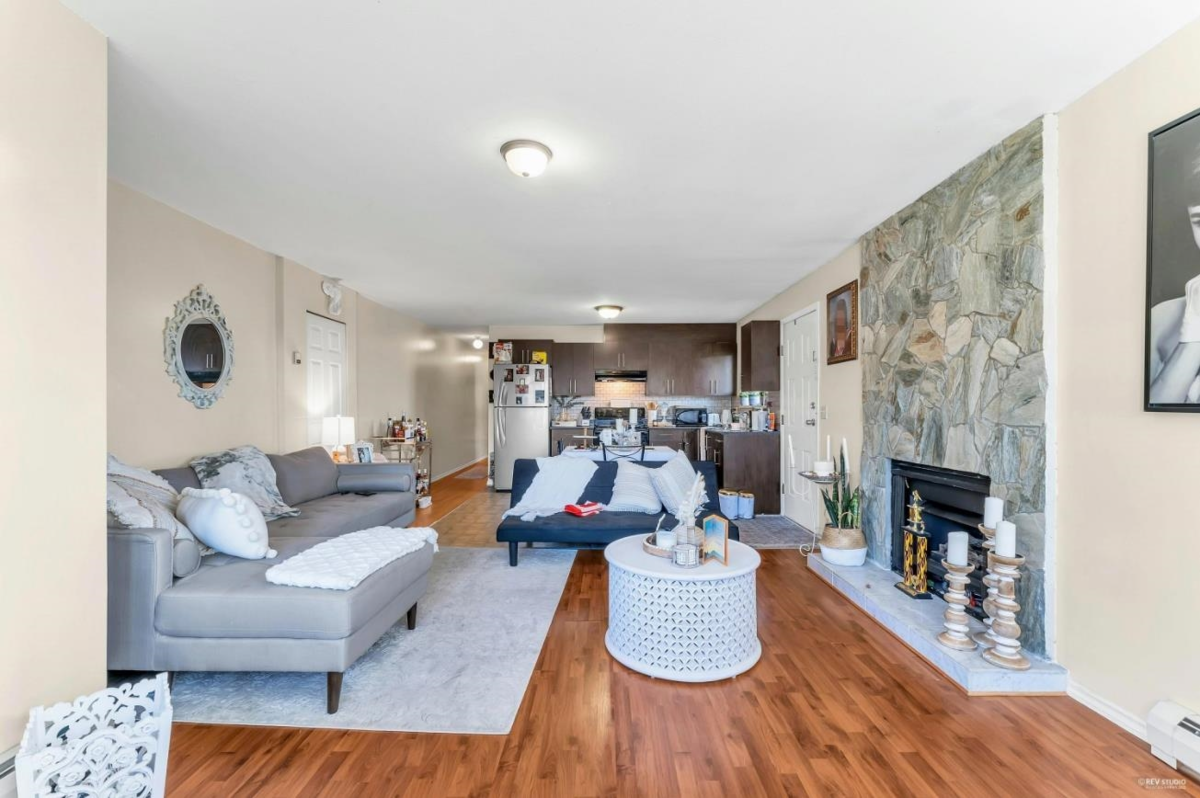 Pantry Photo of 11942 99 Avenue, Surrey, BC