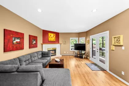 Breakfast Nook Photo of 2288 Leclair Drive, Coquitlam, BC