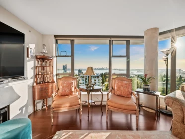 805 683 W Victoria Park, North Vancouver, BC, North Vancouver — Apartment/Condo for sale