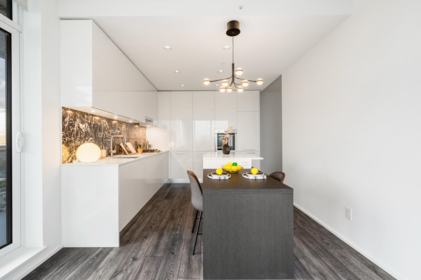 Kitchen Island Photo of 5104 4510 Halifax Way, Burnaby, BC
