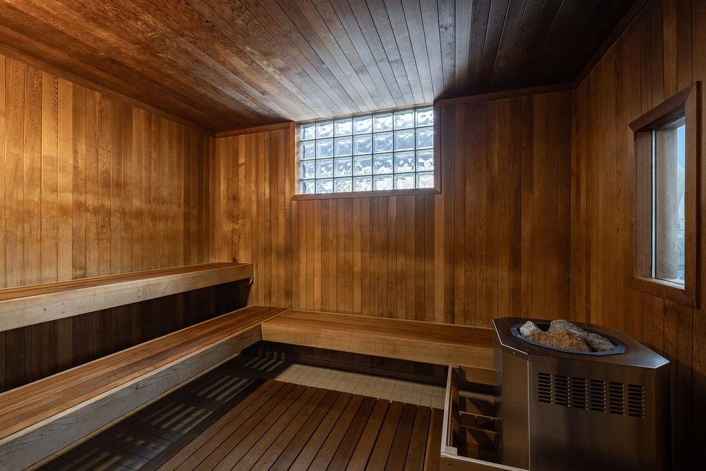 Backyard Photo of 1405 1500 Howe Street, Vancouver, BC