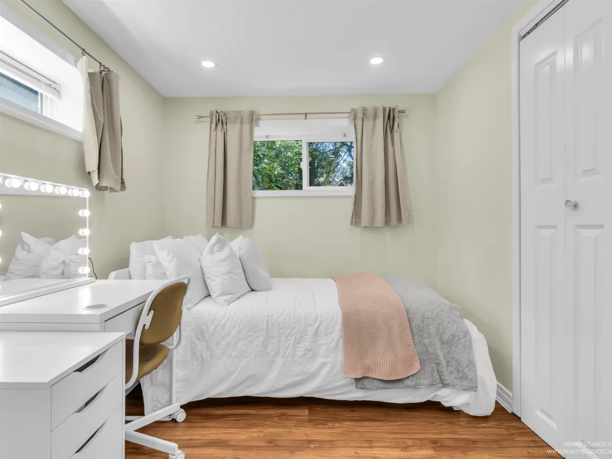 Garage Interior Photo of 2433 Philip Avenue, North Vancouver, BC