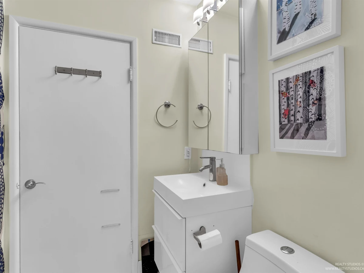 Loft / Bonus Room Photo of 2433 Philip Avenue, North Vancouver, BC