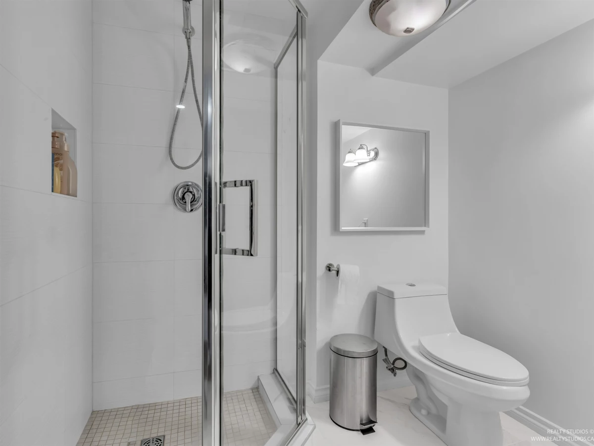 Swimming Pool Photo of 2433 Philip Avenue, North Vancouver, BC