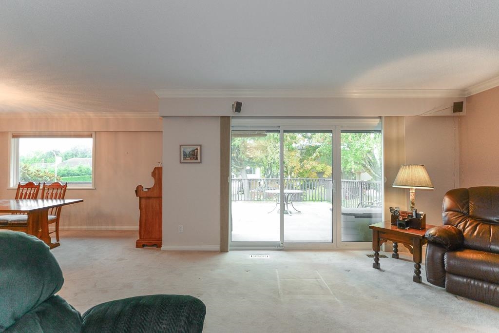 Breakfast Nook Photo of 6720 Goldsmith Drive, Richmond, BC