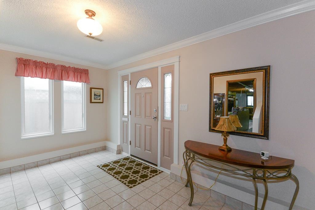 Living Room Photo of 6720 Goldsmith Drive, Richmond, BC