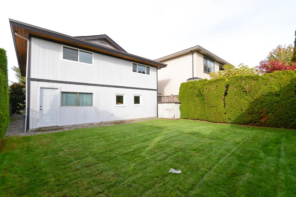 Staircase Photo of 6720 Goldsmith Drive, Richmond, BC