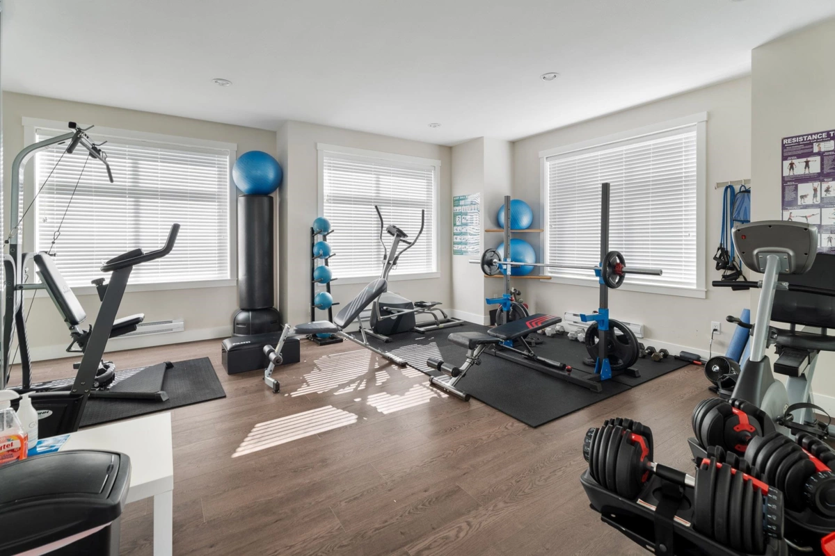 Entry Foyer Photo of 37 6591 195a Street, Surrey, BC