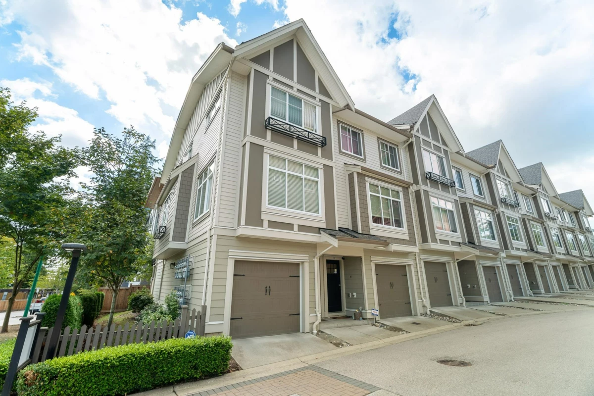 Exterior Front Photo of 37 6591 195a Street, Surrey, BC