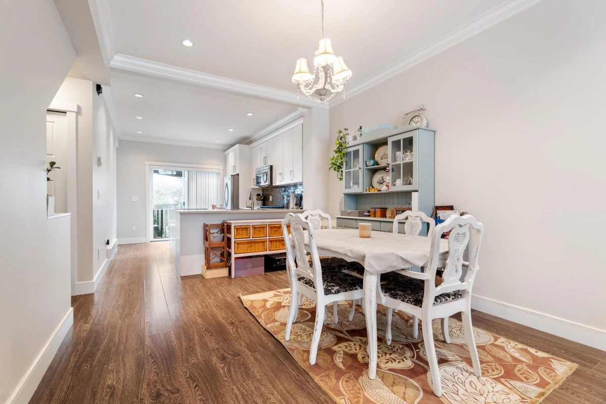 Family Room Photo of 37 6591 195a Street, Surrey, BC