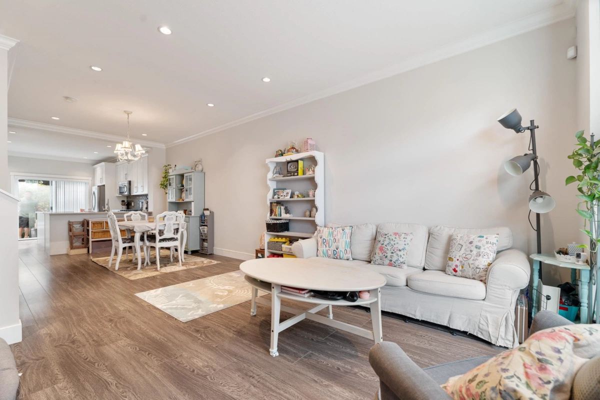 Pantry Photo of 37 6591 195a Street, Surrey, BC