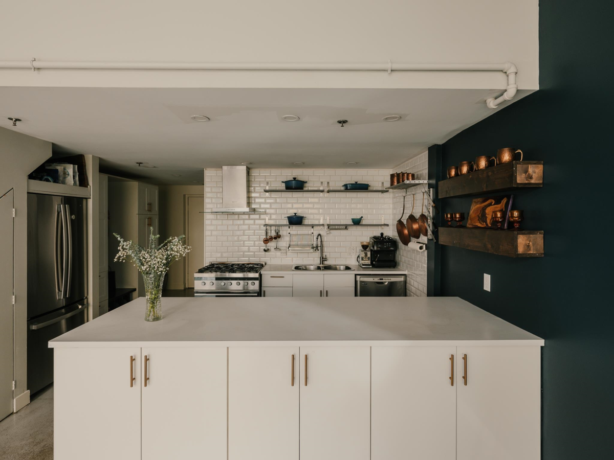 Kitchen Island Photo of 217 336 E 1st Avenue, Vancouver, BC