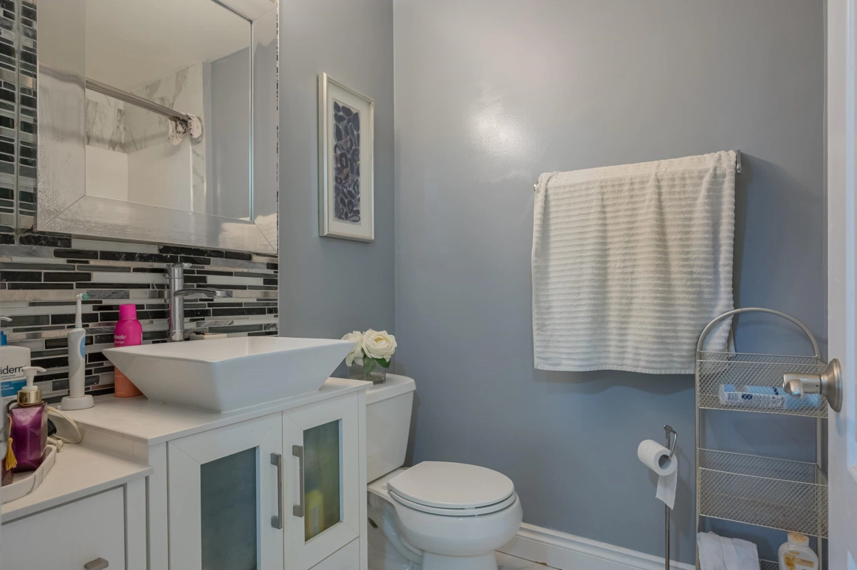 Garden / Landscaping Photo of 101 1225 Merklin Street, White Rock, BC