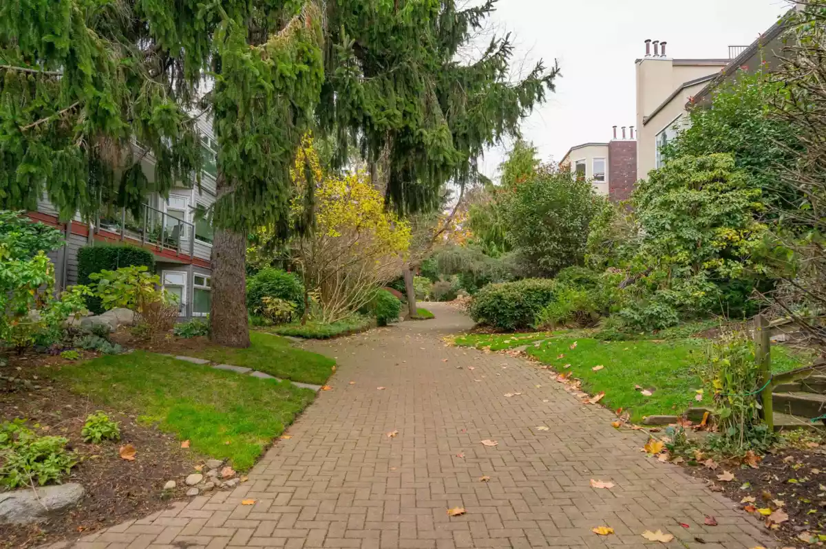 Neighborhood Park Photo Near 101 1225 Merklin Street, White Rock, BC