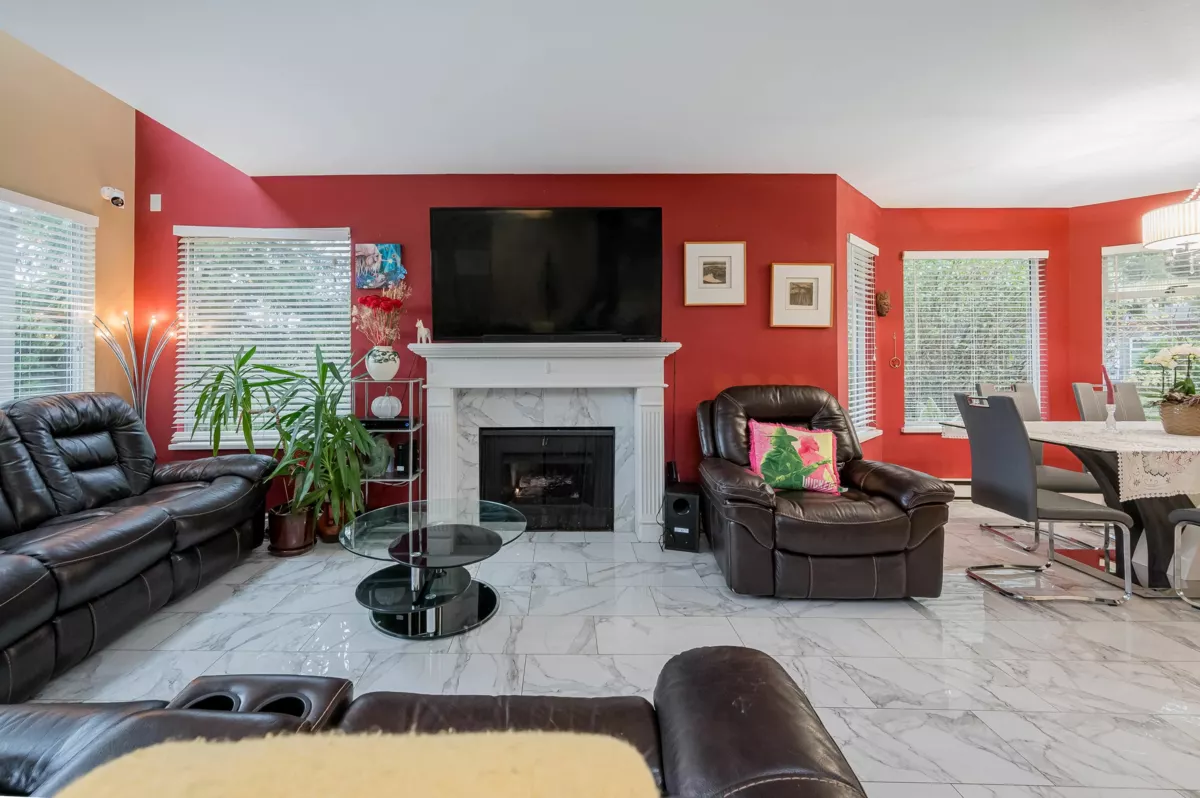 Primary Bedroom Photo of 101 1225 Merklin Street, White Rock, BC