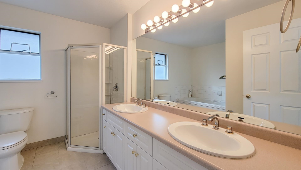 Entry Foyer Photo of 22260 Garratt Drive, Richmond, BC