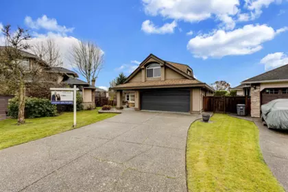 8518 165a Street, Surrey, BC, Surrey — Single Family Residence for sale