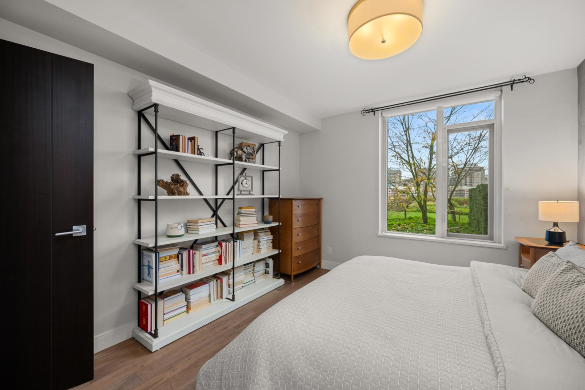Basement Recreation Room Photo of 204 210 Salter Street, New Westminster, BC